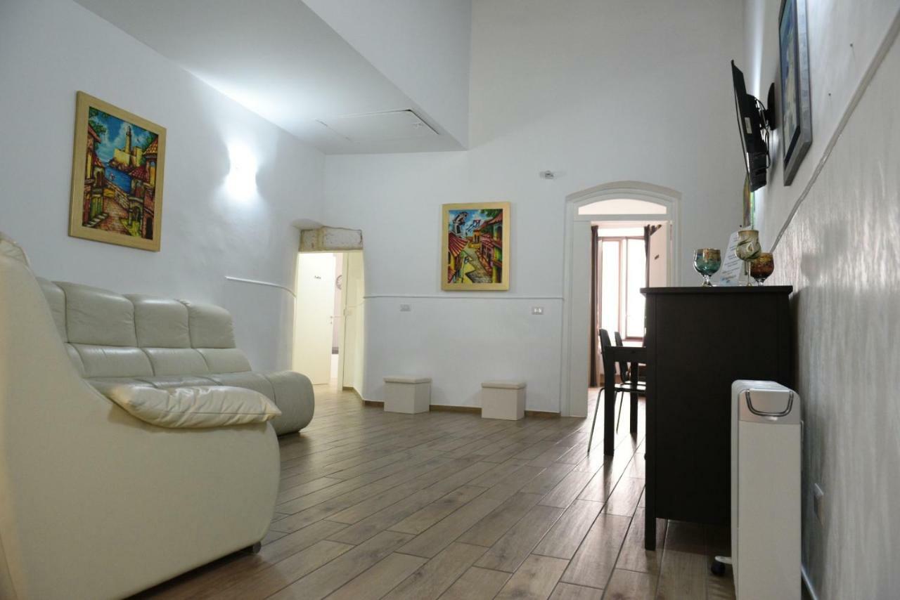 Sisters Residence Bari Exterior foto
