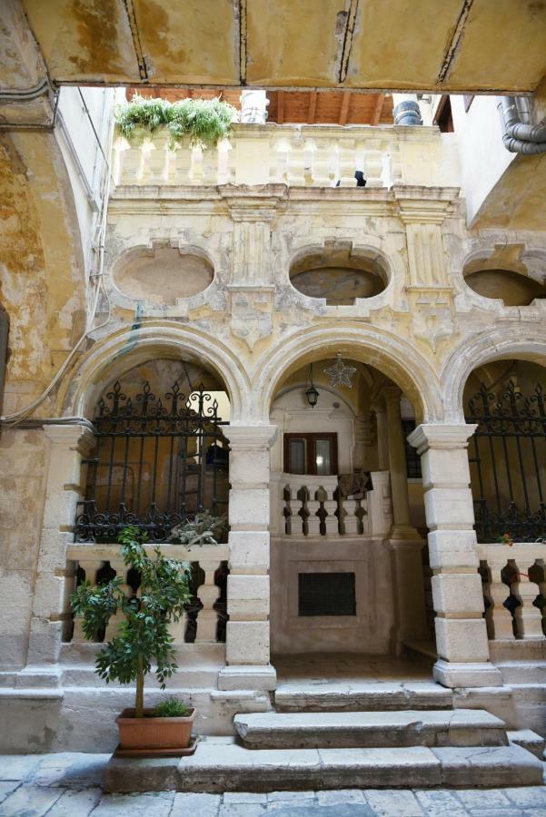 Sisters Residence Bari Exterior foto