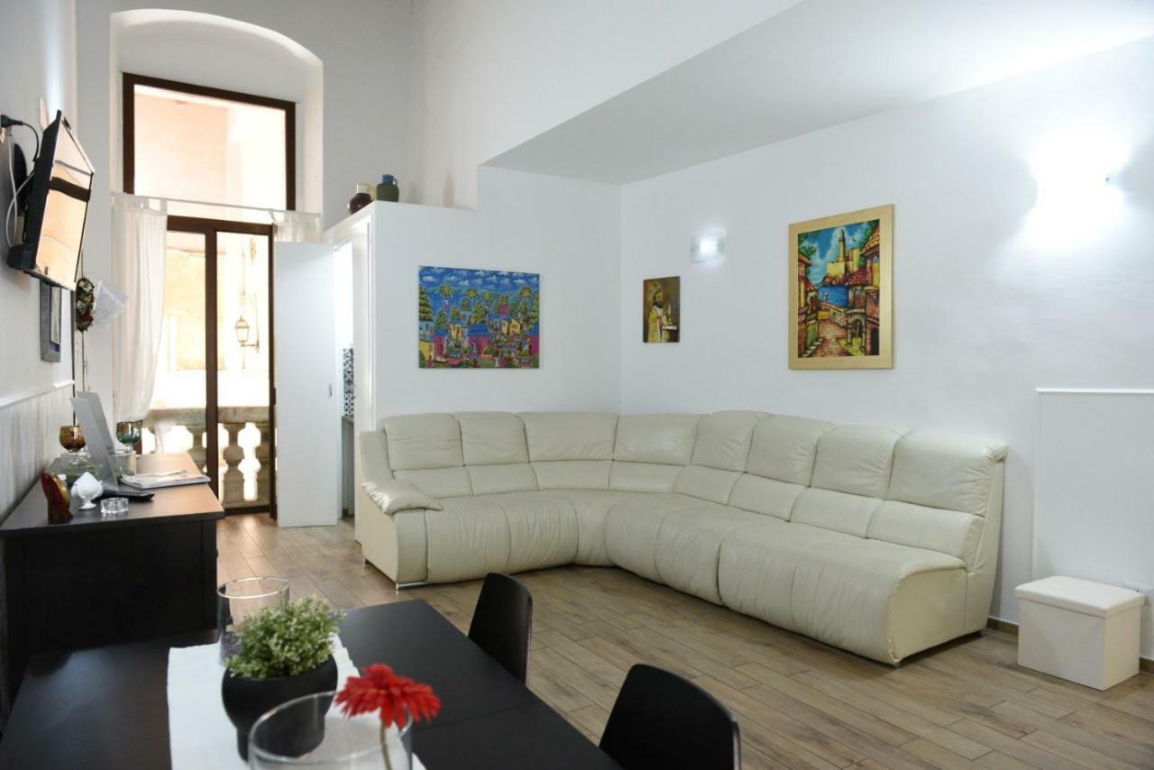 Sisters Residence Bari Exterior foto