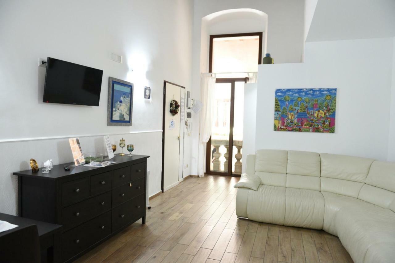 Sisters Residence Bari Exterior foto
